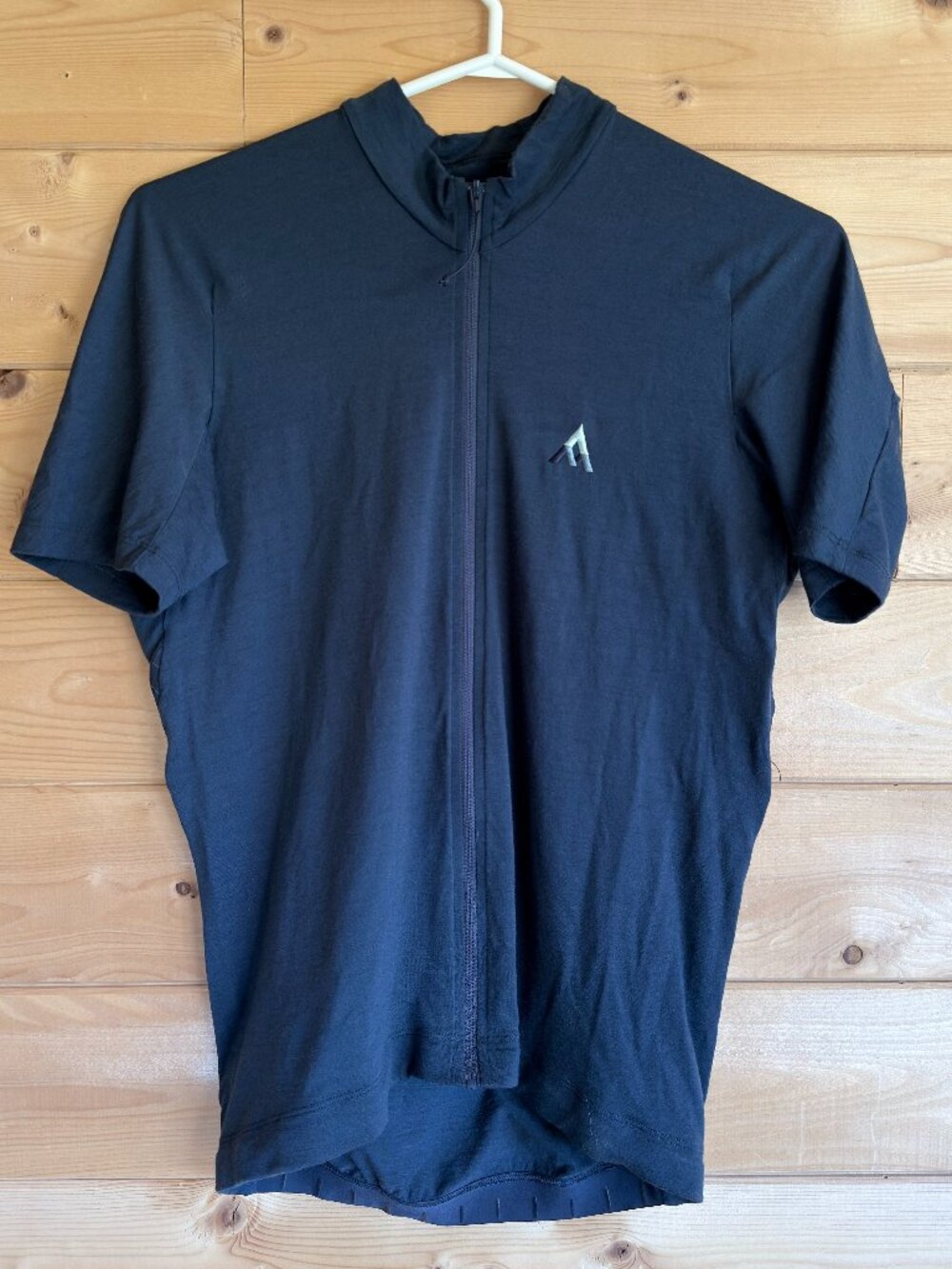 7mesh Ashlu size small